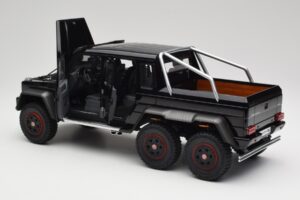 Mercedes AMG G63 W463 6x6 Gloss Sort AUTOart 1:18 76306 Komposit — billede 5 af 8