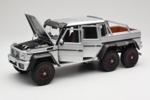 Mercedes AMG G63 W463 6x6 Iridium Sølv AUTOart 1:18 76301 Komposit — billede 2 af 8