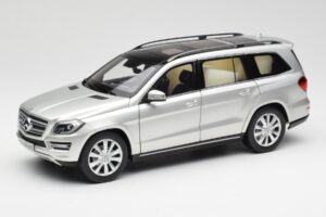 Mercedes GL-Class X166 Iridium Sølv Metallic Norev 1:18 B66960097 Metal