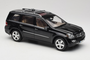 Mercedes GL X164 Obsidian Black Minichamps 1:18 B66962334 Metal — billede 6 af 8