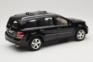 Mercedes GL X164 Tanzanite Blue Minichamps 1:18 B66962335 Metal — billede 3 af 8