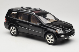Mercedes GL X164 Tanzanite Blue Minichamps 1:18 B66962335 Metal — billede 6 af 8