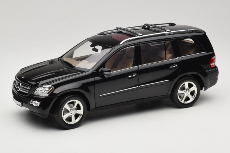 Mercedes GL X164 Tanzanite Blue Minichamps 1:18 B66962335 Metal