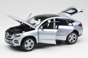 Mercedes GLE Coupe C292 Diamond Sølv Norev 1:18 B66960358 Metal — billede 2 af 8