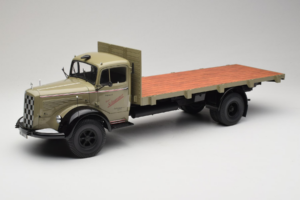 Mercedes L6600 Rungewagen Grå Sort Minichamps 1:18 109031050-R1 Metal