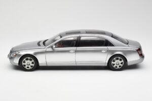 Maybach 62 LWB Himalaya Sølv Dealer Edition AUTOart 1:18 B66962178 Metal — billede 4 af 8