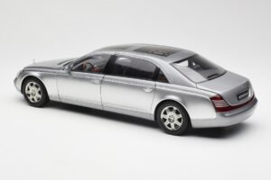 Maybach 62 LWB Himalaya Sølv Dealer Edition AUTOart 1:18 B66962178 Metal — billede 7 af 8