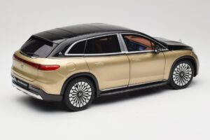 Mercedes Maybach EQS 680 V297 Beige NZG 1:18 B66960592 Metal — billede 3 af 8