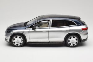 Mercedes Maybach EQS 680 V297 Blå NZG 1:18 1060/23 Metal — billede 4 af 8