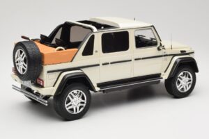 Mercedes Maybach G650 Landaulet W463 Hvid Schuco 1:18 450017800 Metal — billede 2 af 6