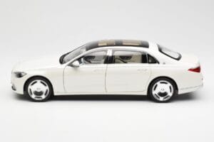Mercedes Maybach S680 4Matic X223 Diamond Hvid Norev 1:18 183918 Metal — billede 4 af 8