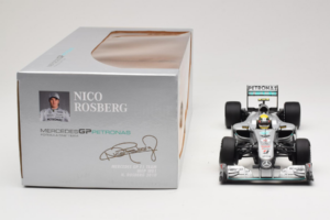 Mercedes MGP W01 #4 N. Rosberg Mercedes GP 2010 Minichamps 1:18 110100004 Metal — billede 6 af 7