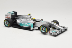 Mercedes MGP W02 #8 N. Rosberg Mercedes GP Showcar 2011 Minichamps 1:18 110110078 Metal — billede 4 af 7