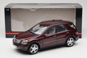 Mercedes ML W164 Red Metallic Minichamps 1:18 150034500 Metal — billede 8 af 8