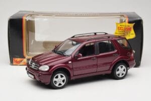 Mercedes ML55 AMG W163 Rød Maisto 1:18 50348 Metal — billede 8 af 8