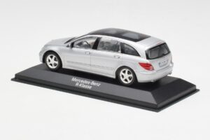 Mercedes R-Class W251 Iridium Silver Minichamps 1:43 B66962214 Metal — billede 3 af 4