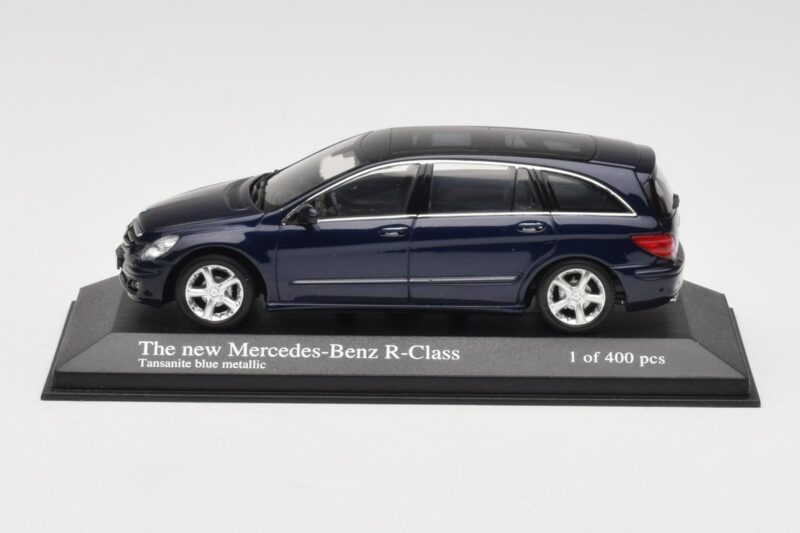 Mercedes R-Class W251 Tanzanite Blue Minichamps 1:43 B66962215 Metal