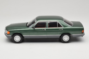 Mercedes S-Class W126 Metallic Green MCG 1:18 MCG18549 Metal — billede 3 af 6