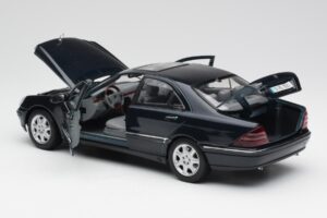 Mercedes S-Class W220 Blå Maisto 1:18 56051 Metal — billede 5 af 8