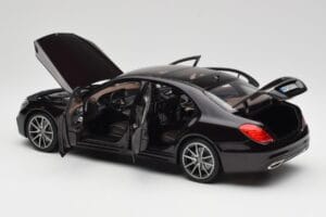 Mercedes S-Class W222 AMG Line Ruby Sort Metallic Norev 1:18 183483 Metal — billede 5 af 8