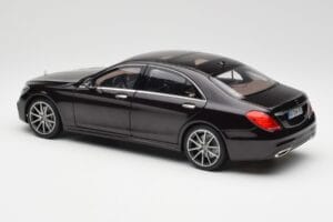 Mercedes S-Class W222 AMG Line Ruby Sort Metallic Norev 1:18 183483 Metal — billede 7 af 8