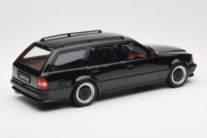 Mercedes 300 TE AMG S124 Sort Otto 1:18 OT147 Resin — billede 2 af 6