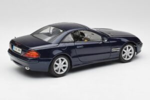 Mercedes SL 500 R230 Blå Maisto 1:18 B66962126 Metal — billede 3 af 8