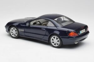 Mercedes SL 500 R230 Blå Maisto 1:18 B66962126 Metal — billede 7 af 8