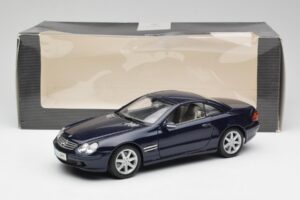 Mercedes SL 500 R230 Blå Maisto 1:18 B66962126 Metal — billede 8 af 8