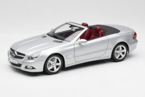 Mercedes SL 500 R230 Cabriolet Iridium Sølv Minichamps 1:18 B66962388 Metal