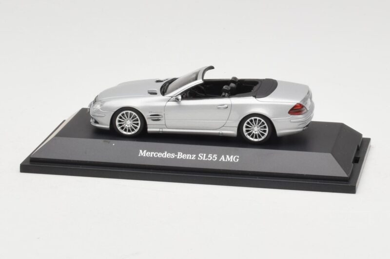 Mercedes SL 55 AMG R230 Sølv Minichamps 1:43 B66962347 Metal