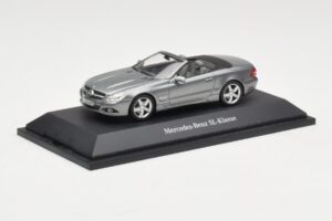 Mercedes SL R230 Palladium Silver Metallic Minichamps 1:43 B66962390 Metal — billede 2 af 4