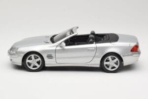 Mercedes SL R230 Sølv Maisto 1:18 B66962125 Metal — billede 4 af 8