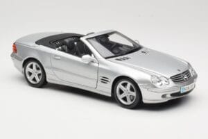 Mercedes SL R230 Sølv Maisto 1:18 B66962125 Metal — billede 6 af 8