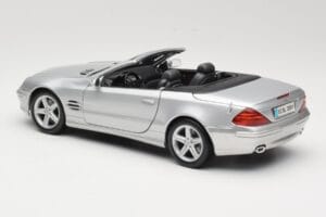 Mercedes SL R230 Sølv Maisto 1:18 B66962125 Metal — billede 7 af 8
