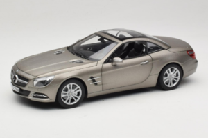 Mercedes SL500 R231 Dark Grey Matt Norev 1:18 183590 Metal — billede 3 af 9