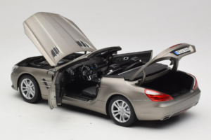 Mercedes SL500 R231 Dark Grey Matt Norev 1:18 183590 Metal — billede 6 af 9