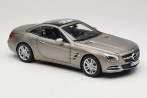 Mercedes SL500 R231 Dark Grey Matt Norev 1:18 183590 Metal — billede 7 af 9
