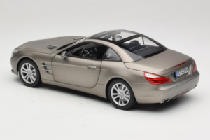 Mercedes SL500 R231 Dark Grey Matt Norev 1:18 183590 Metal — billede 8 af 9