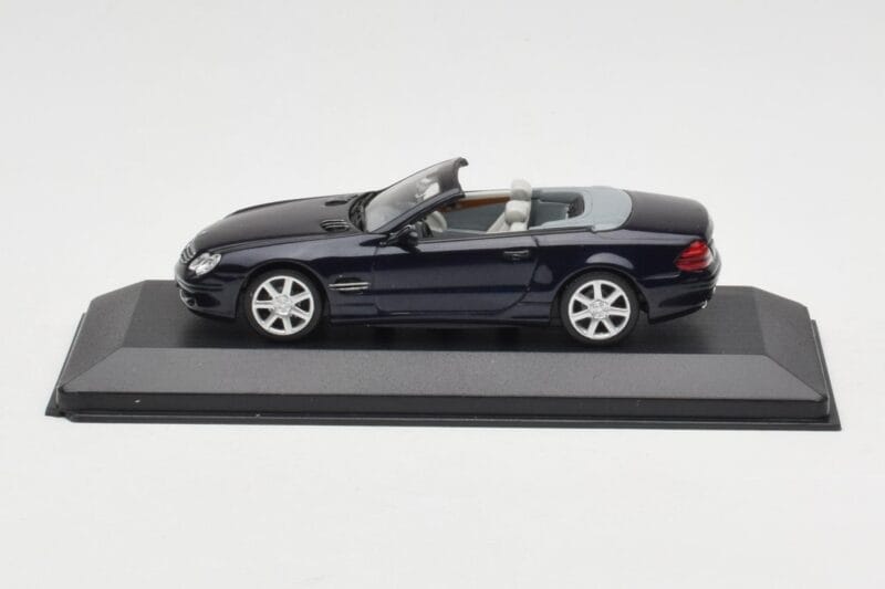 Mercedes SL500 R129 Dark Blue Metallic Minichamps 1:43 Mercedes SL500 R129 Dark Blue Metallic Minichamps 1:43 SL001 Metal