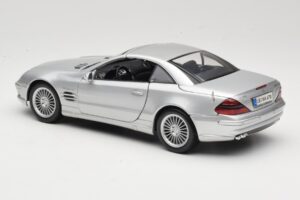 Mercedes SL55 AMG R230 Sølv Maisto 1:18 36894 Metal — billede 7 af 8
