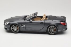Mercedes SL65 AMG Black Series R230 Matte Black Maisto 1:18 36198 Metal — billede 4 af 8