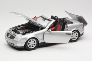 Mercedes SLK R170 Roadster Sølv Maisto 1:18 31674 Metal — billede 8 af 9