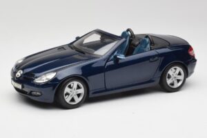 Mercedes SLK R171 Blå Maisto 1:18 B66962190 Metal