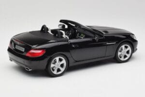 Mercedes SLK R172 Magnetite Sort Minichamps 1:18 B66960514 Metal — billede 3 af 8