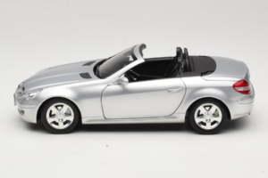 Mercedes SLK R171 Sølv Minichamps 1:18 B66962318 Metal — billede 4 af 9