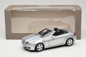 Mercedes SLK R171 Sølv Minichamps 1:18 B66962318 Metal — billede 9 af 9