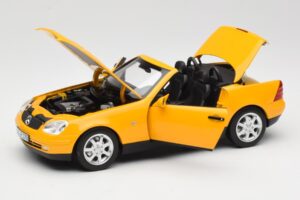 Mercedes SLK200 R170 Gul Norev 1:18 B66040713 Metal — billede 2 af 9