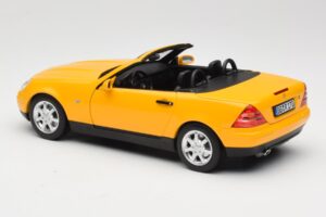 Mercedes SLK200 R170 Gul Norev 1:18 B66040713 Metal — billede 8 af 9