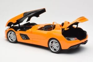 Mercedes SLR McLaren C199 Stirling Moss AMG Solarbeam Metallic Minichamps 1:18 100038400 Metal — billede 5 af 8